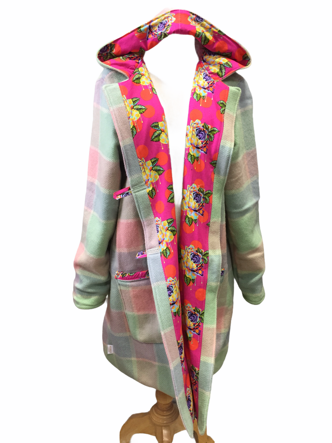 OOAK Upcycled Ladies 100% NZ Wool Coat Lined Bright Pink Roses 100% Cotton