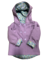 Load image into Gallery viewer, OOAK - Upcycled 100% Lilac Reversible Hooded Coat Lined Liberty Floral - Age 4
